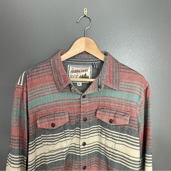 Third & Army Mens Long Sleeve Button Up Striped Flannel in Red Blue Tan Size XL - Picture 3 of 5